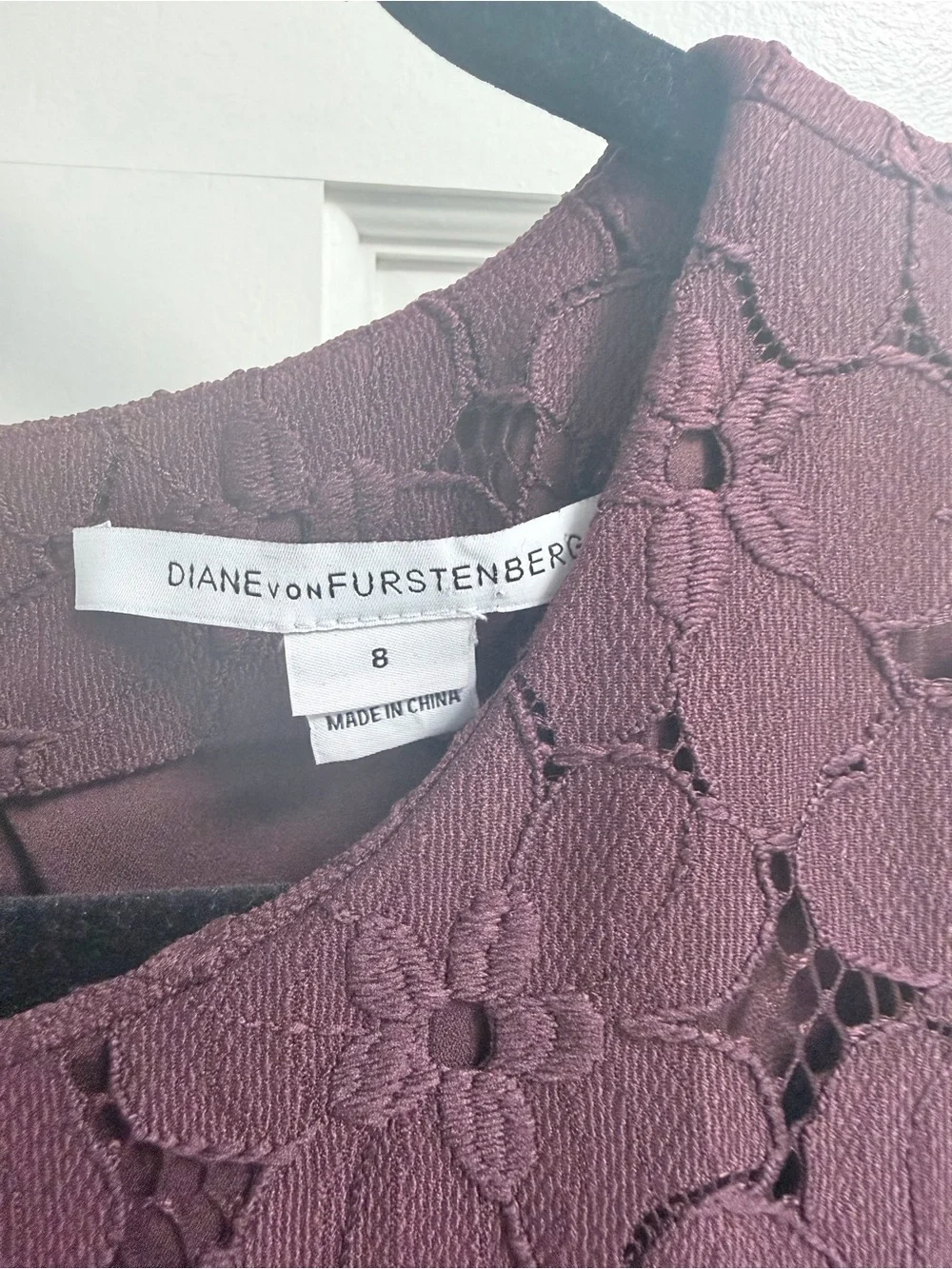 DVF Sleeveless Lace Floral Sheath Dress in Mauve